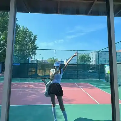 刘美坤